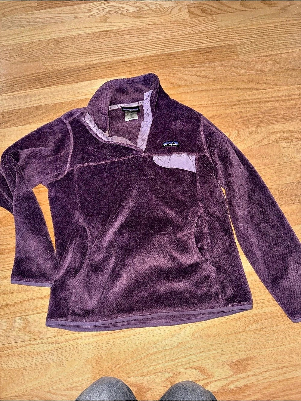 Patagonia Women's Retro Pile Marsupial Purple Fleece Pullover Medium